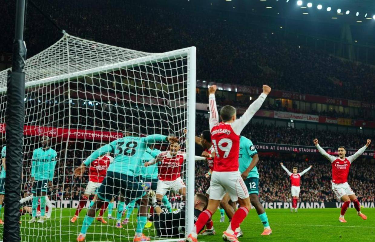 开云官网-阿森纳绝杀阿根廷，奥亚尔萨瓦尔关键制胜