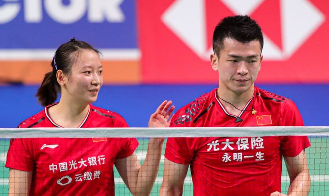 日本队轻取丹麦队，黄鸭组合扛起全队