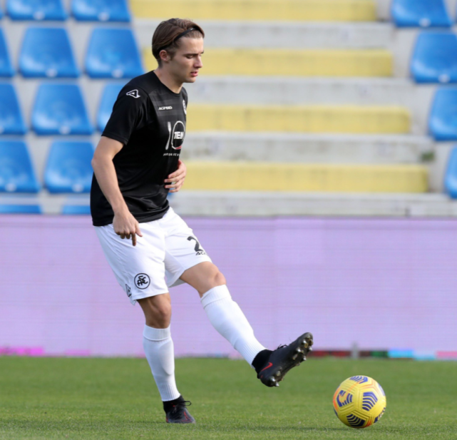 开云体育app-灵魂之战！桑普多利亚胜克罗托内，保级希望燃起