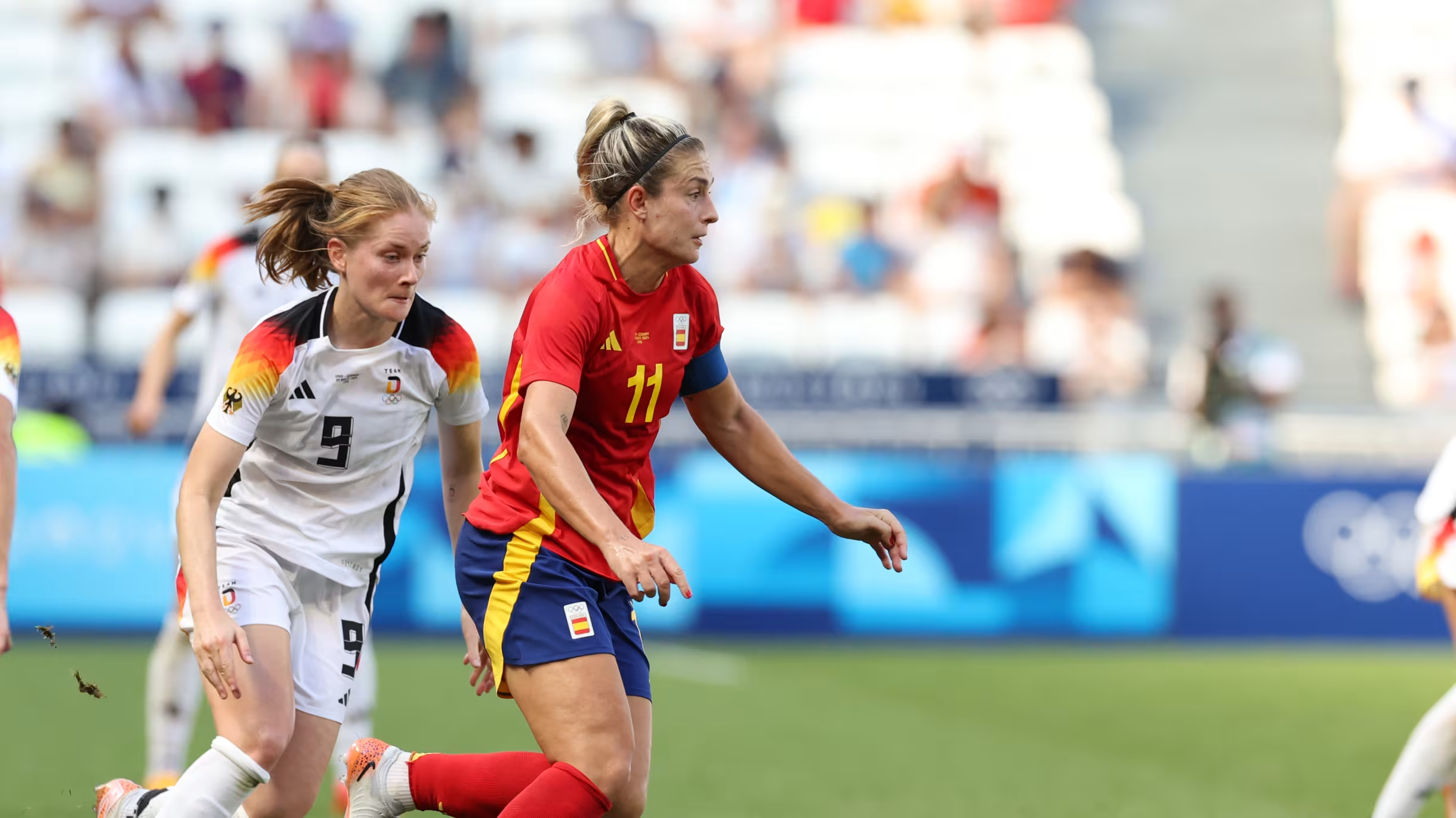 开云体育登录-德国女足迎战南非队，赛事激烈