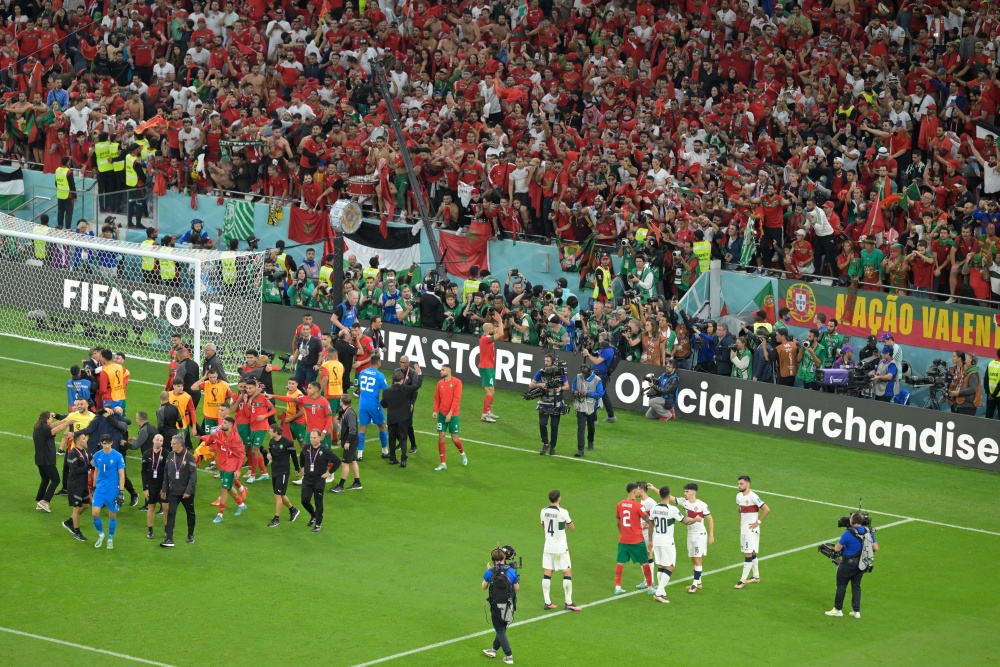 巴黎横扫摩洛哥，苏亚雷斯状态火热